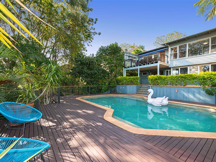 33 Hawken Drive, St Lucia, QLD 4067
