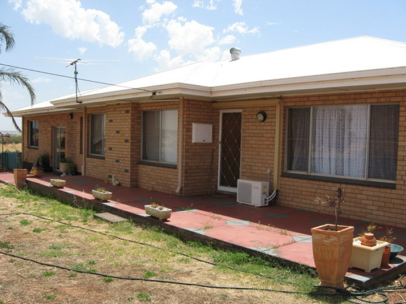 121 Peacock Road, Throssell, WA 6401