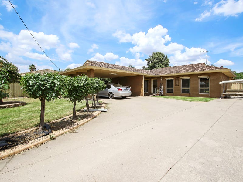 16 Charles Street, Benalla, Vic 3672 Property Details