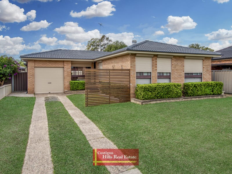 4 Cowper Circle, Quakers Hill, NSW 2763