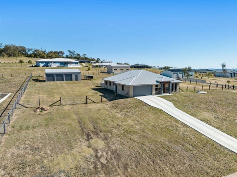 7 Nuffield Street, Kingsthorpe, Qld 4400 Property Details