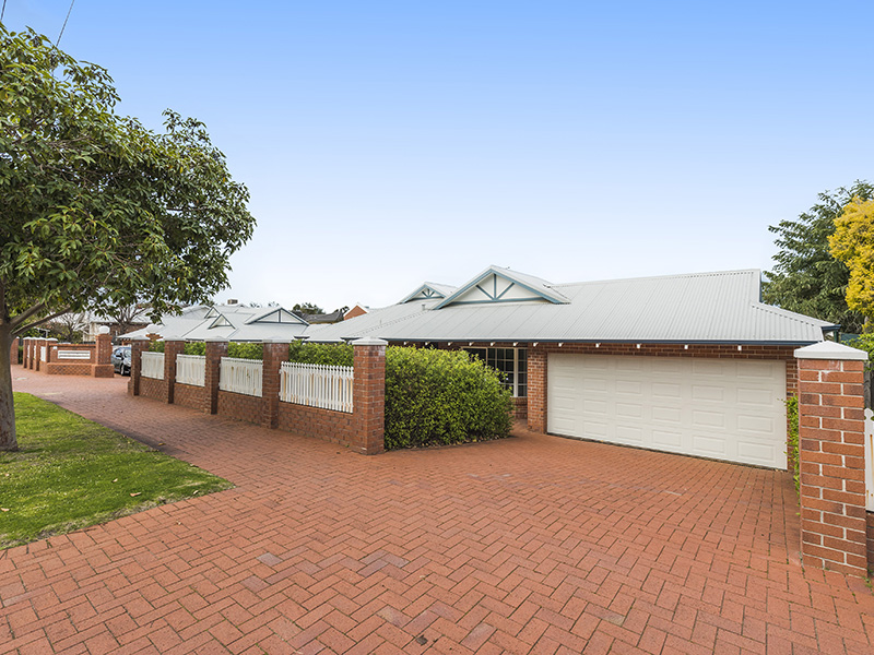 2/161 Nicholson Road, Shenton Park, WA 6008
