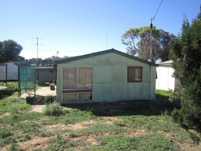 44 Dolphin Road, Fisherman Bay, SA 5522