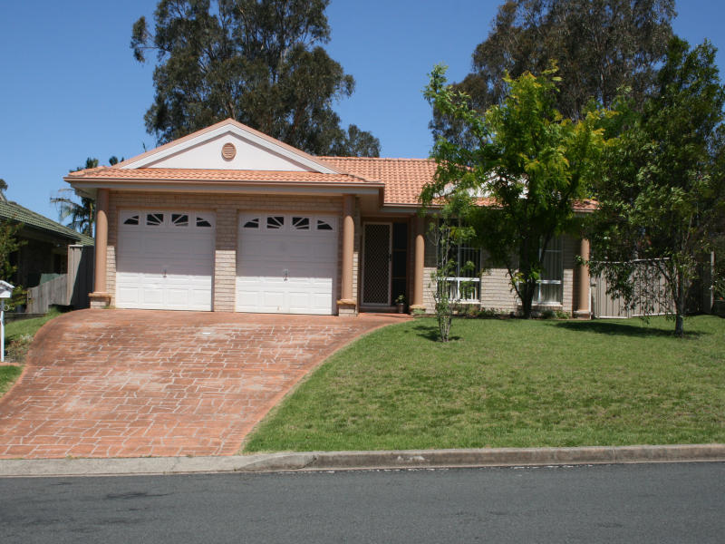 86 Jasmine Drive, Bomaderry, NSW 2541 Property Details