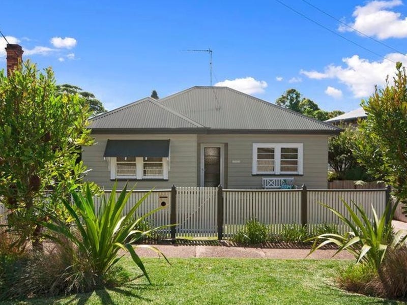 9 Clarence Road, New Lambton, NSW 2305