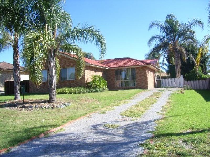 6 GRANT STREET, Kootingal, NSW 2352 Property Details