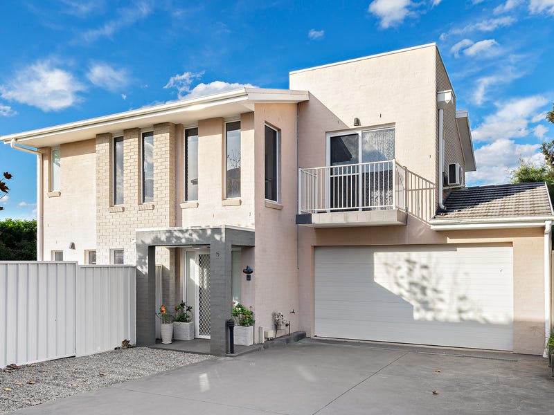 5/7379 The Lakes Drive, Glenmore Park, NSW 2745 House for Sale