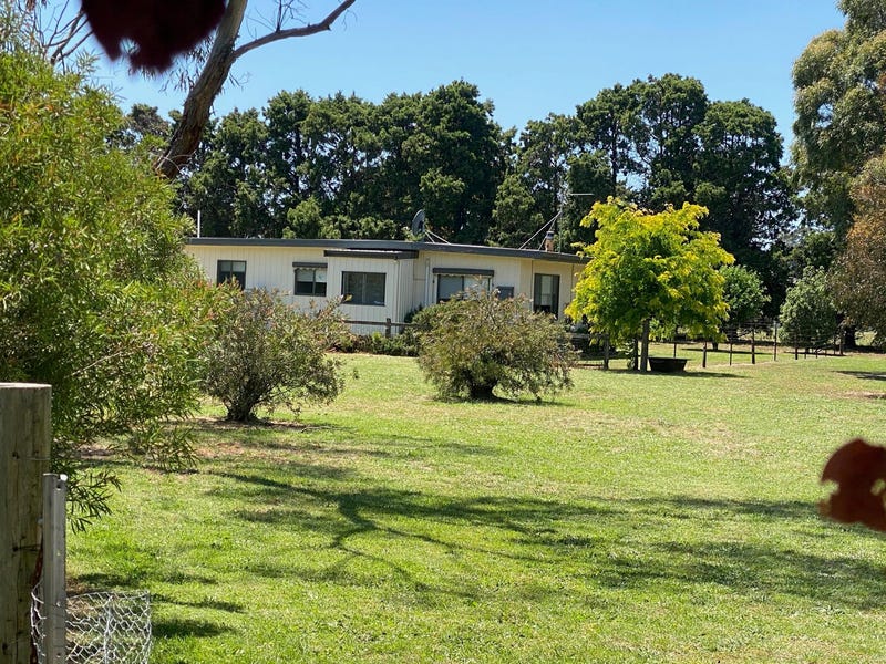2054 SaleHeyfield Road, Denison, Vic 3858 Property Details