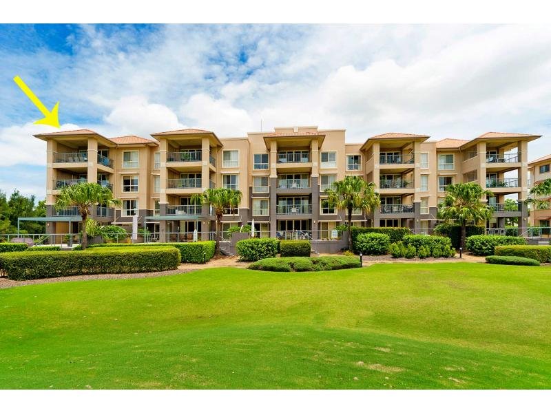 8440 Magnolia Drive E, Hope Island, QLD 4212