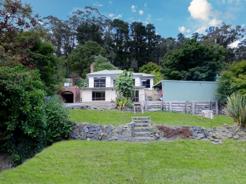 28 Giffords Road, Warburton, VIC 3799