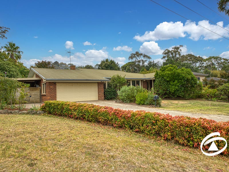 17A Elgin Street, Berwick, Vic 3806 Property Details