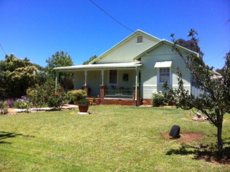 28 Tucklan Street, Dunedoo, NSW 2844
