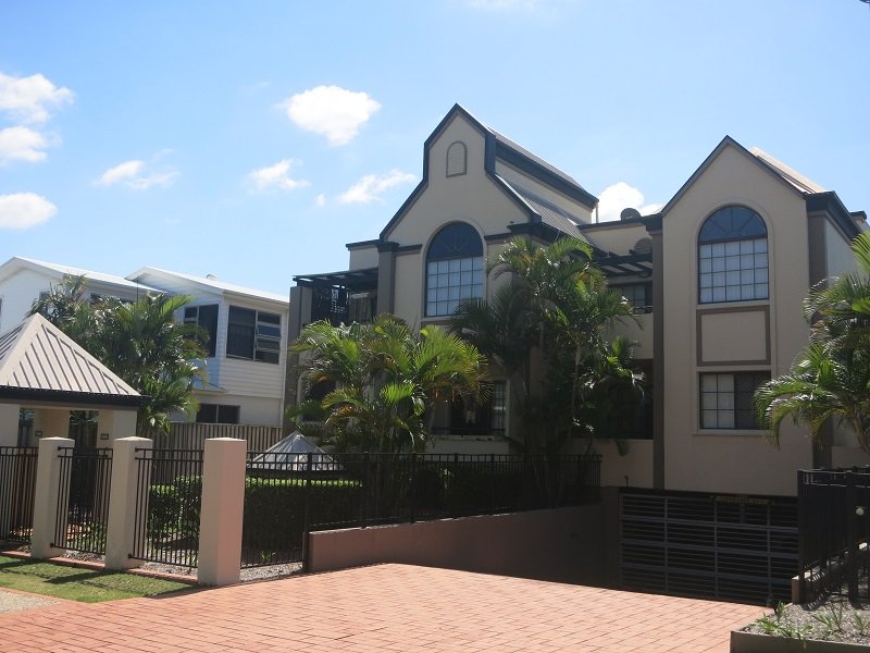 5 Sportsman Avenue, Mermaid Beach, QLD 4218