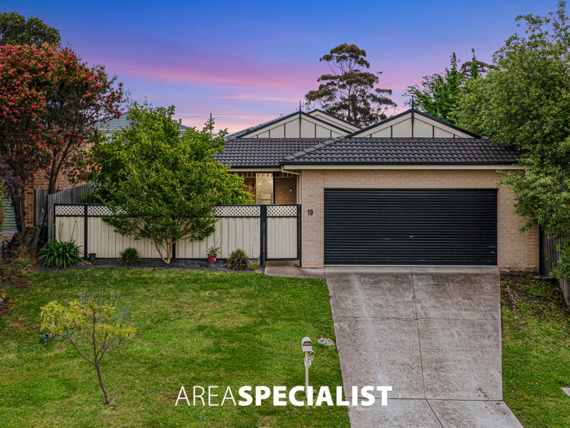 Houses for Sale in Pakenham, VIC 3810