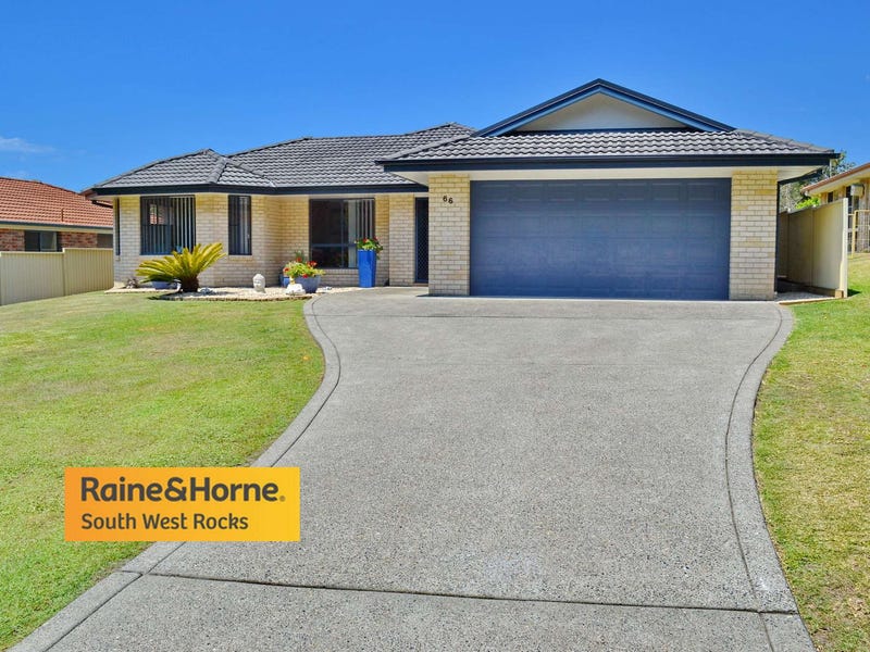 66 Bruce Field Street, South West Rocks, NSW 2431