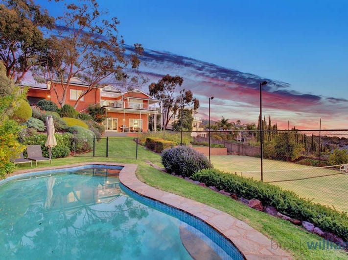 15 Ifould Drive, Burnside, SA 5066 Property Details