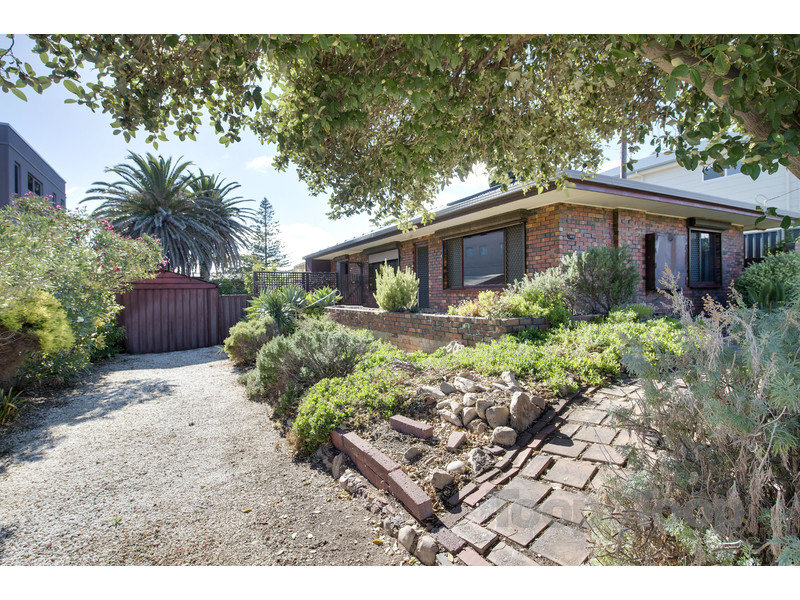 407 Esplanade, Moana, SA 5169 Property Details