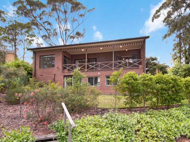 26 Endeavour Drive, Avoca Beach, NSW 2251