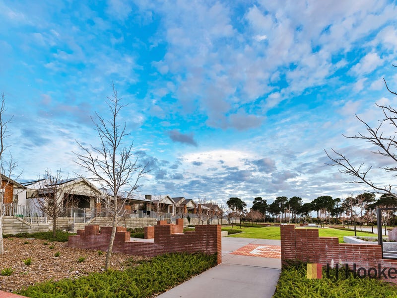 8 Skipsey Lane, Ellenbrook, WA 6069