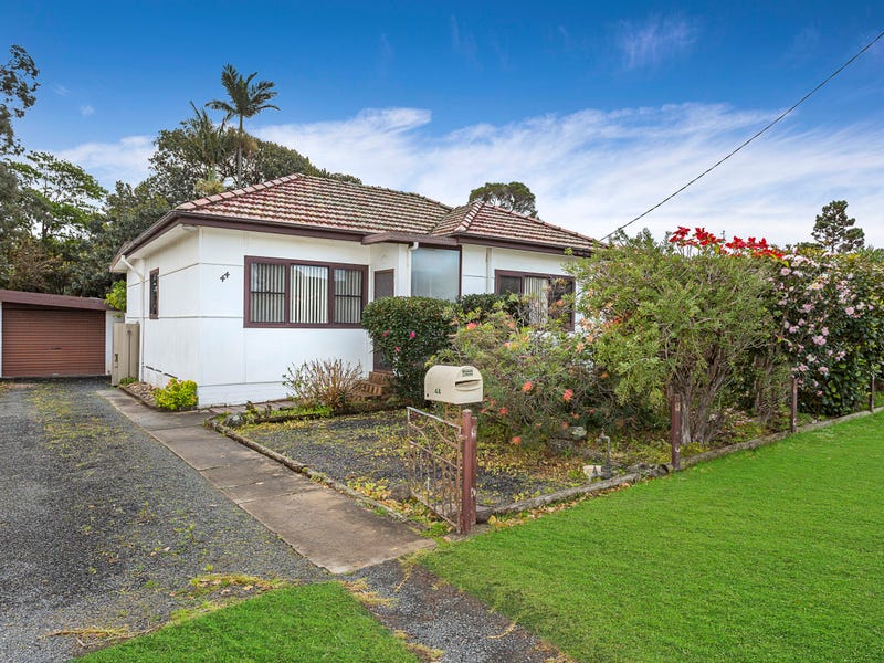 44 Barton Street, Oak Flats, NSW 2529