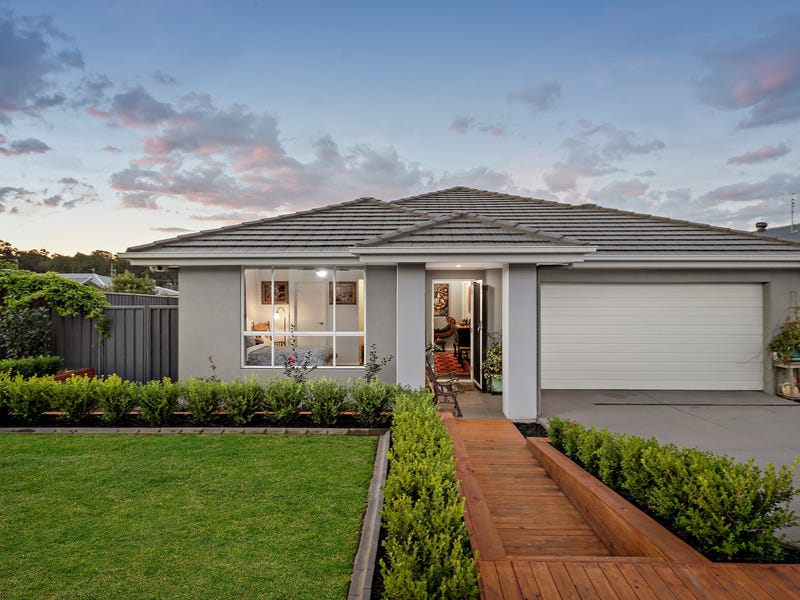 18 Sandridge Street, Thornton, NSW 2322 Property Details