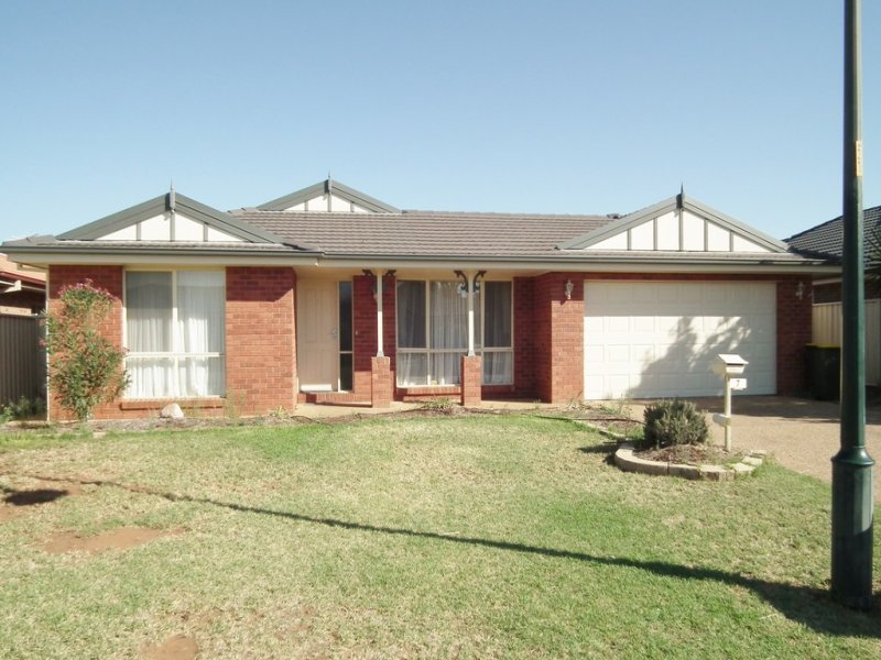 7 Rosewood Drive, Griffith, NSW 2680