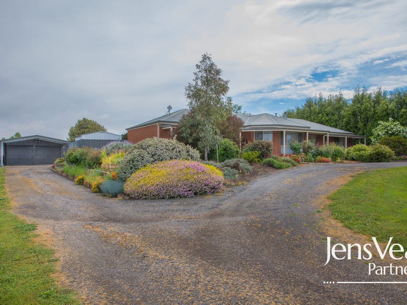 8 Creek Street, Miners Rest, VIC 3352