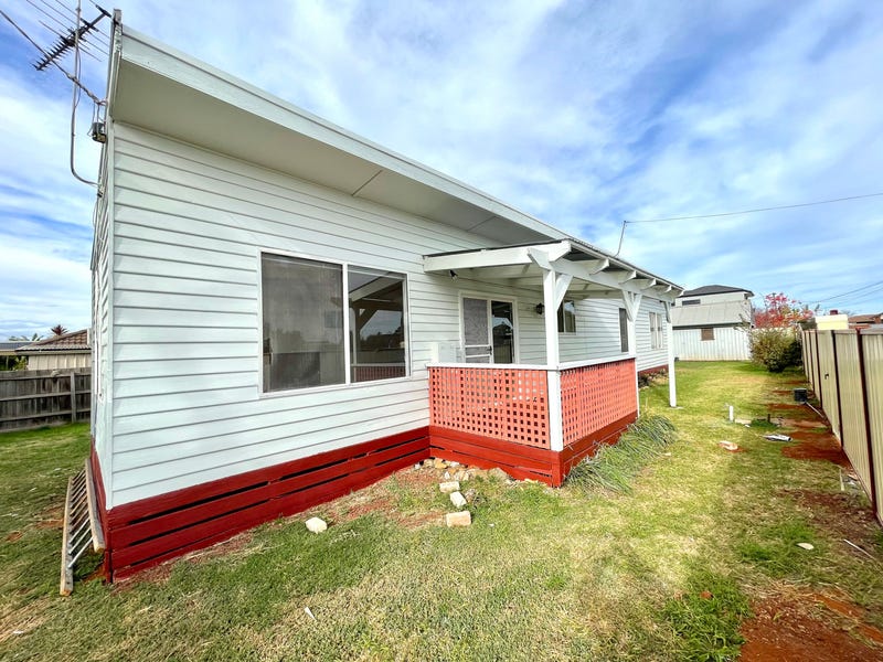 41 Westcott Parade, Rockbank, VIC 3335