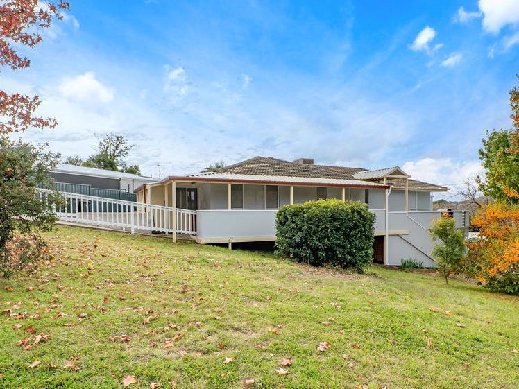 11 Wyatt Street, Torrens, ACT 2607