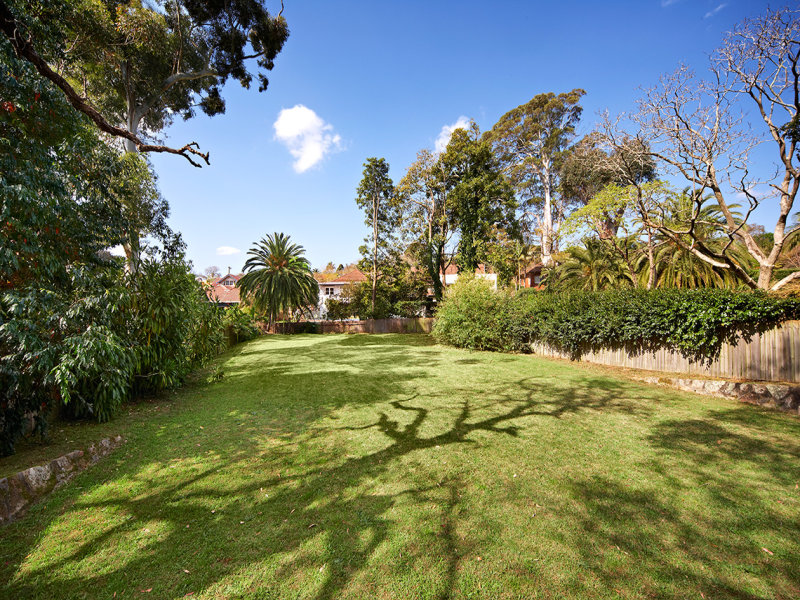 15 Strickland Avenue, Lindfield, NSW 2070 Property Details