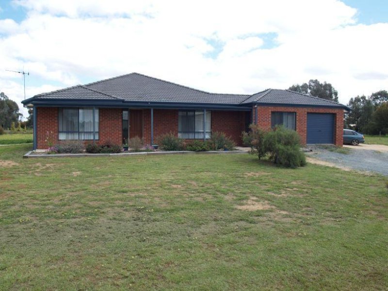 2547 Katamatitenathalia Road, Numurkah, VIC 3636