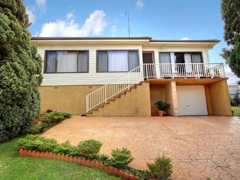 50 Mirrabooka Road, Lake Heights, NSW 2502