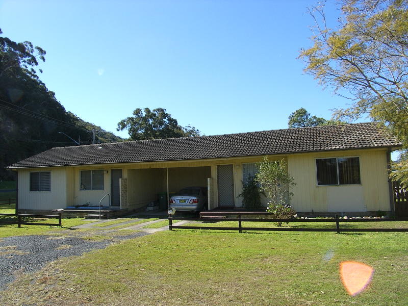 121 Memorial Avenue, Ettalong Beach, NSW 2257