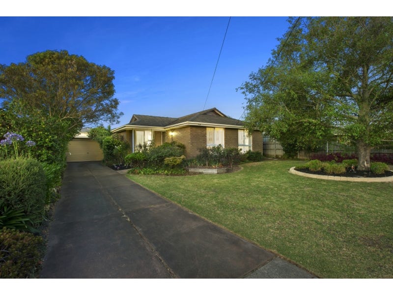 15 Sunningdale Avenue, Mornington, VIC 3931