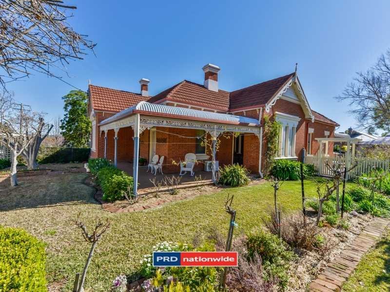 44 White Street, Tamworth, NSW 2340 Property Details