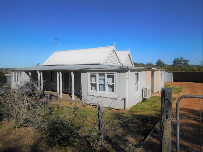 16 North St, Coonabarabran, NSW 2357 House for Sale