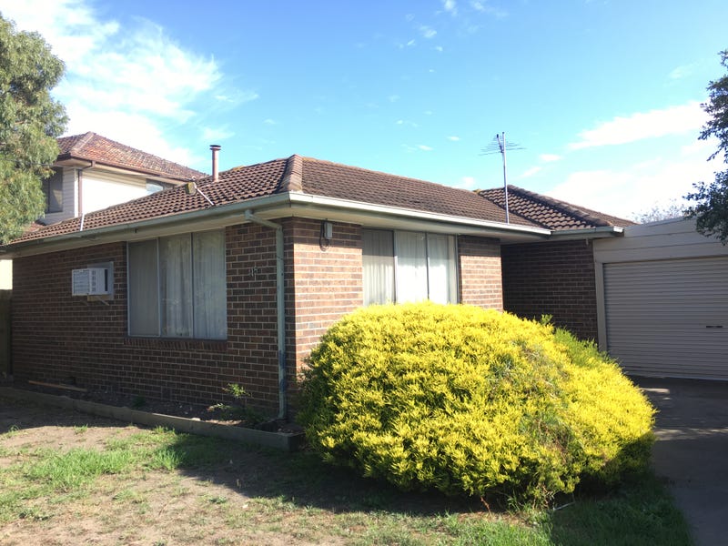 15 Wolverton Drive, Gladstone Park, VIC 3043