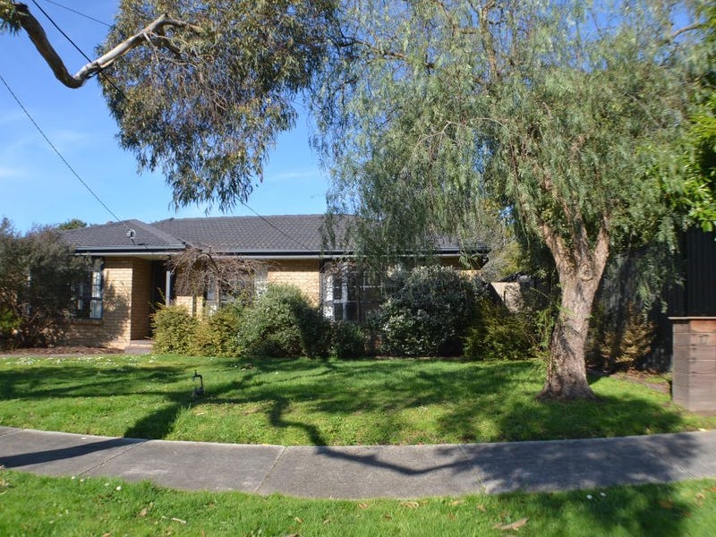 17 Kalawar Avenue, Bayswater North, VIC 3153