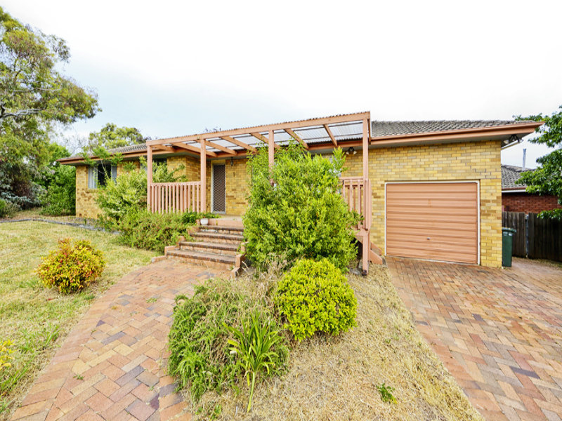 1 Badgery Street, Macquarie, ACT 2614 Property Details