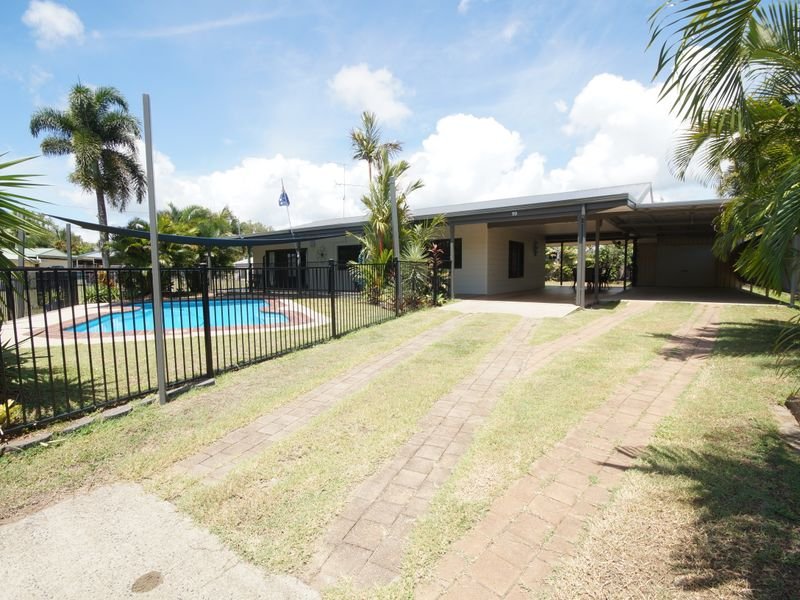19 Casuarina Street, Tully Heads, Qld 4854