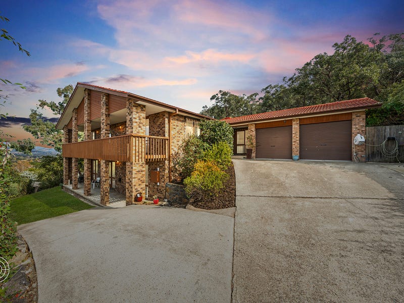 31 Jackie Howe Crescent, Macarthur, ACT 2904 House for Sale