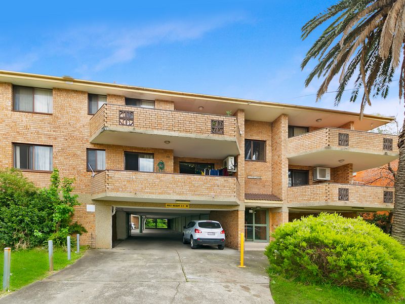 Unit 5/52 The Trongate, Granville, NSW 2142 Property Details