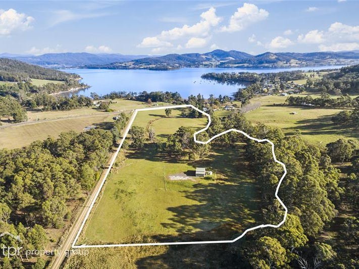 13 Cliffords Road, Deep Bay, TAS 7112
