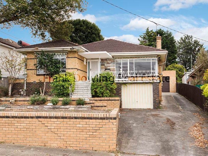 19 Esmale Street, Strathmore, VIC 3041