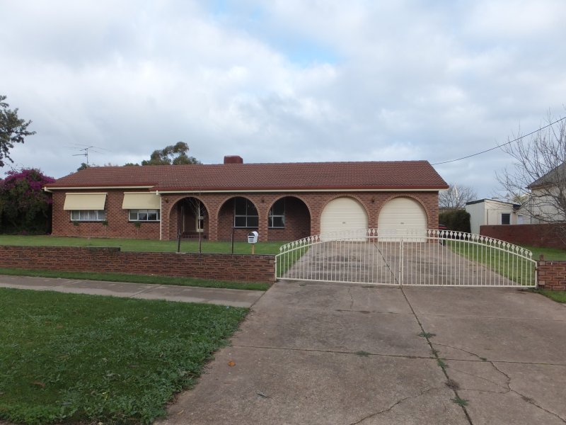 51 WADE STREET, Coolamon, NSW 2701 Property Details