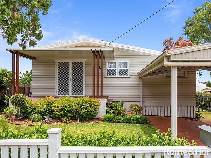 8 Faith Street, Rangeville, QLD 4350