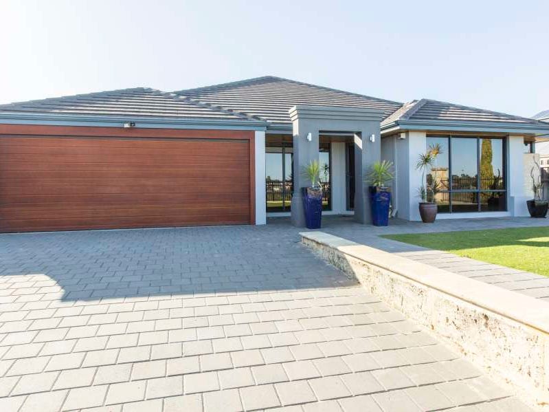 48 Westgrove Drive, Ellenbrook, WA 6069 Property Details