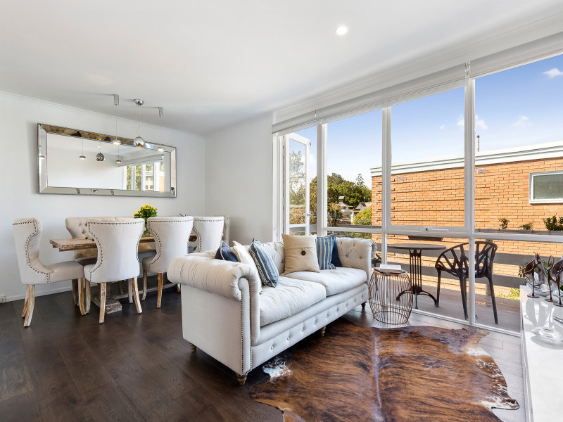 8/6 Lambert Road, Toorak, Vic 3142 Property Details