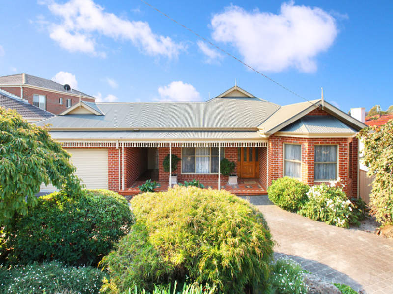 11 Wallace Drive, Greenvale, Vic 3059 Property Details