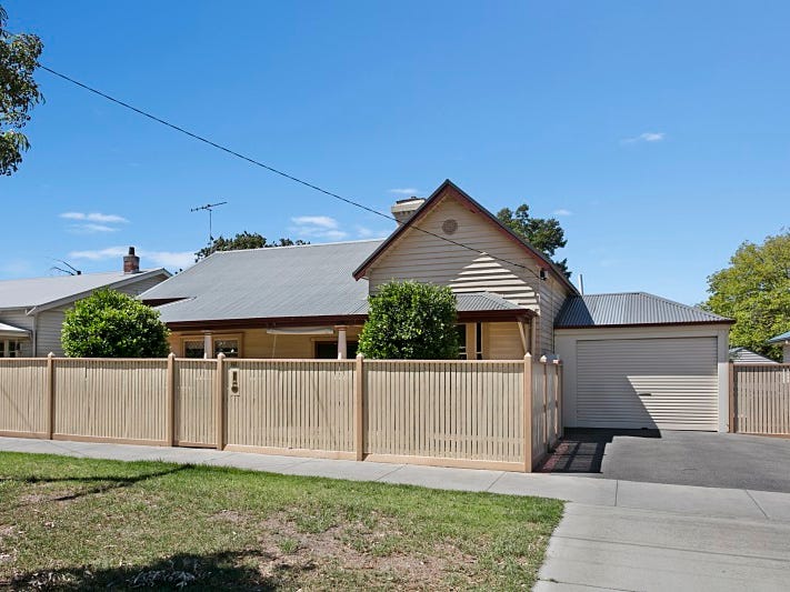 41 Reginald Street, Quarry Hill, VIC 3550